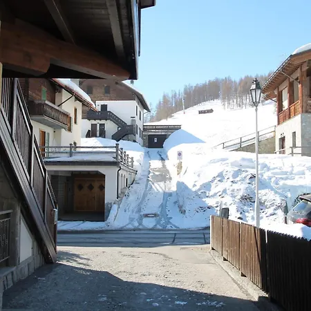 Holiday home In Baita Only 200m From The Ski Lifts Livigno